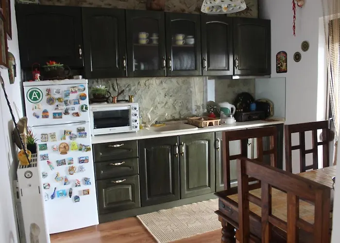 Kastoria Dendrochori Retreat & Rest بيت للعطل Dhendrokhorion